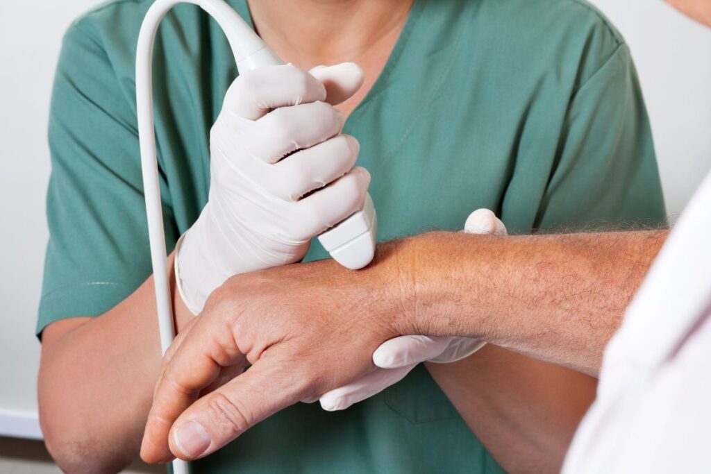 Rehabilitación con Ultrasonidos Clinica MCD